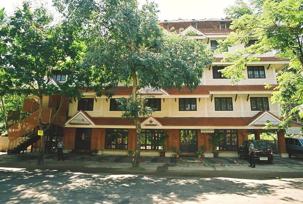 Kovilakam Residency Hotel Kozhikode Exterior photo